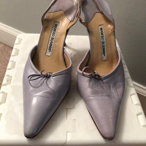 Manolo Blahnik Carolyn Lilac Slingbacks